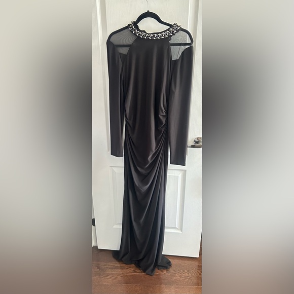 Black beautiful gown with beaded neckline only worn once, in perfect condition - Picture 1 of 2